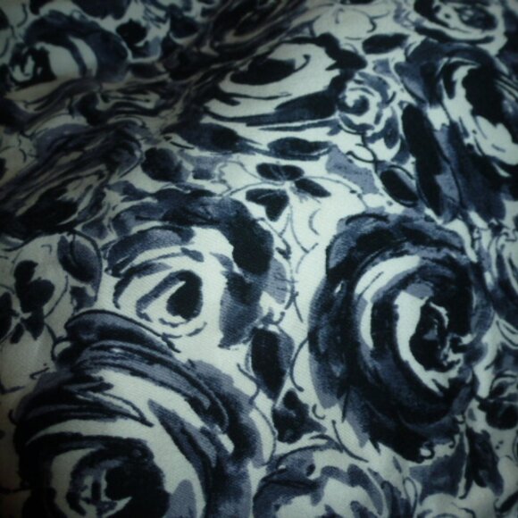 Sale ✨ Hillard & Hanson Stretch Capri Pants | Women’s Size 6 ✨ - Picture 11 of 11